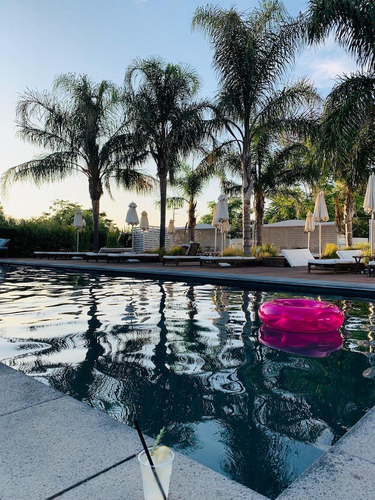 פרוסידה La Suite Boutique Hotel מראה חיצוני תמונה